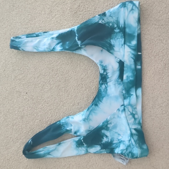 Dippin' Daisy's Swim Top - Picture 4 of 5